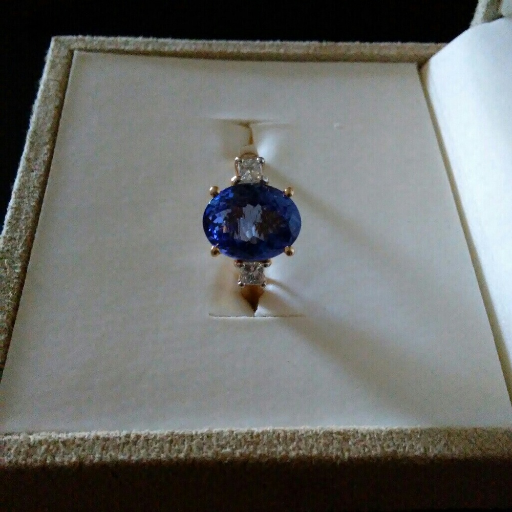 AAA Tanzanite and Diamond Ring